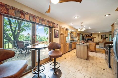 4823 NE Rapid Creek Road Iowa City IA 52240