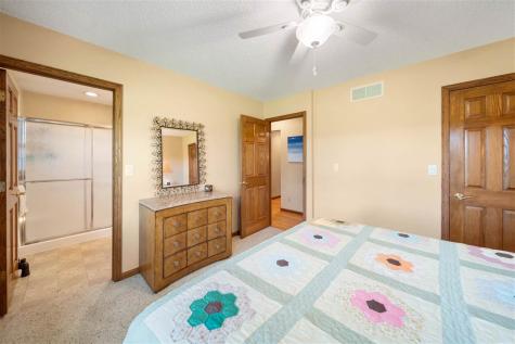 4823 NE Rapid Creek Road Iowa City IA 52240