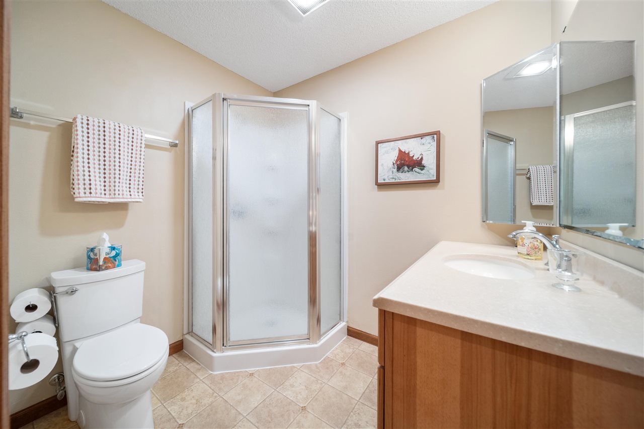 4823 NE Rapid Creek Road Iowa City IA 52240