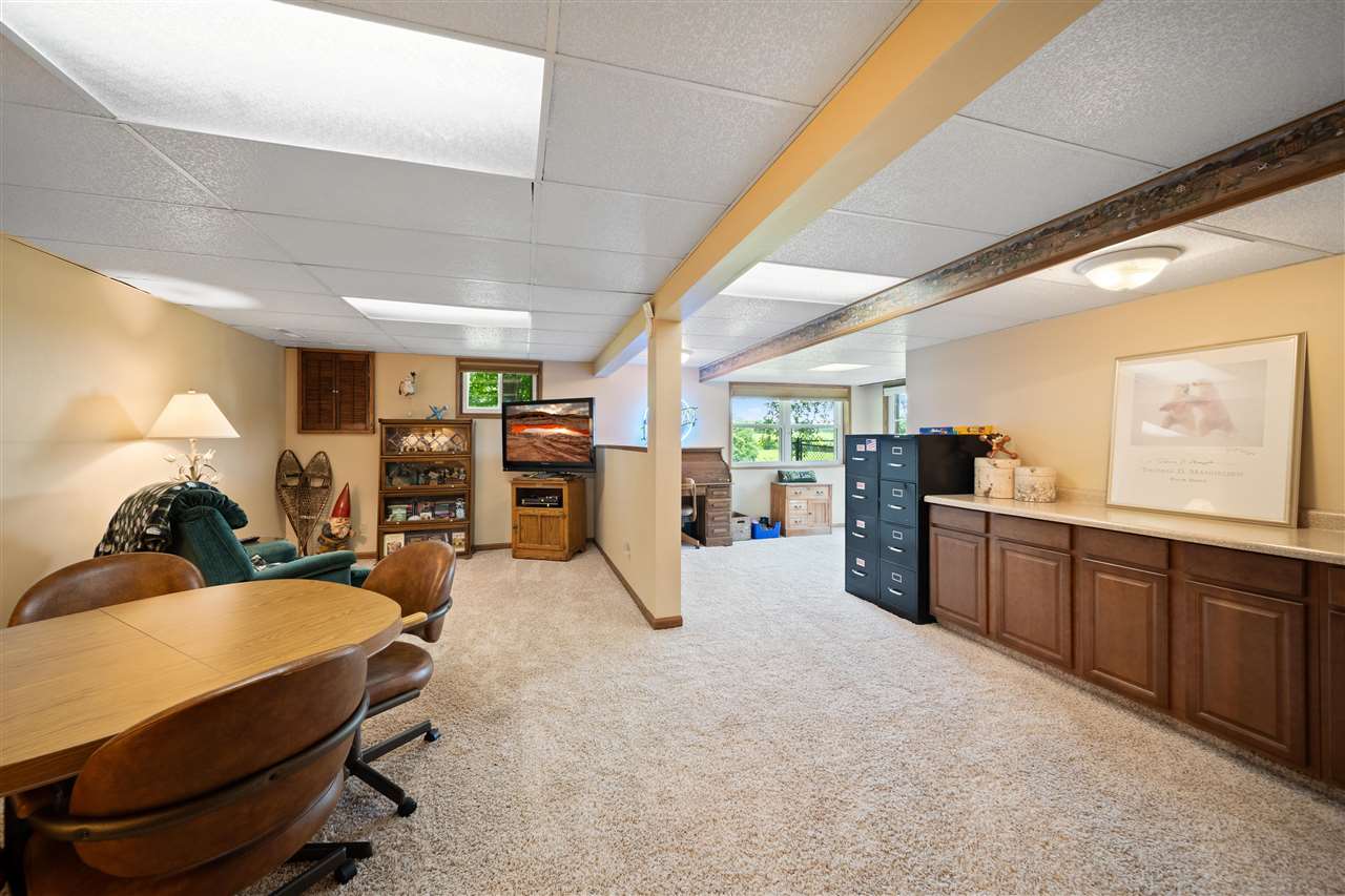 4823 NE Rapid Creek Road Iowa City IA 52240