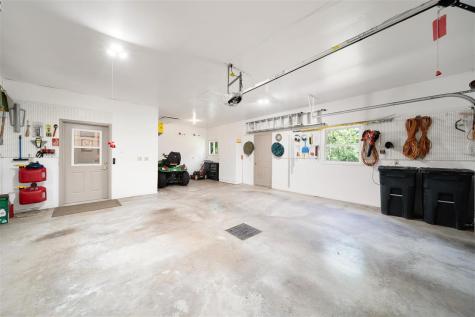 4823 NE Rapid Creek Road Iowa City IA 52240