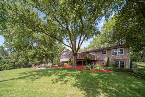 4823 NE Rapid Creek Road Iowa City IA 52240