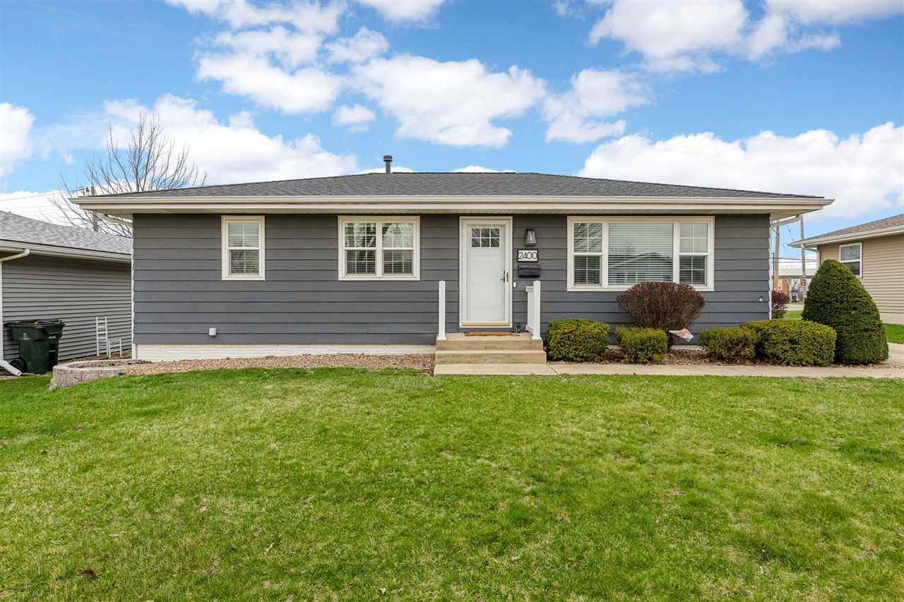 2400 Victoria Drive SW Cedar Rapids IA 52404