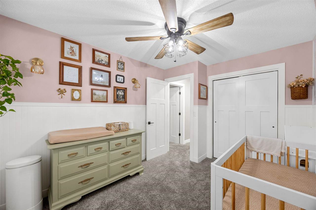 2400 Victoria Drive SW Cedar Rapids IA 52404