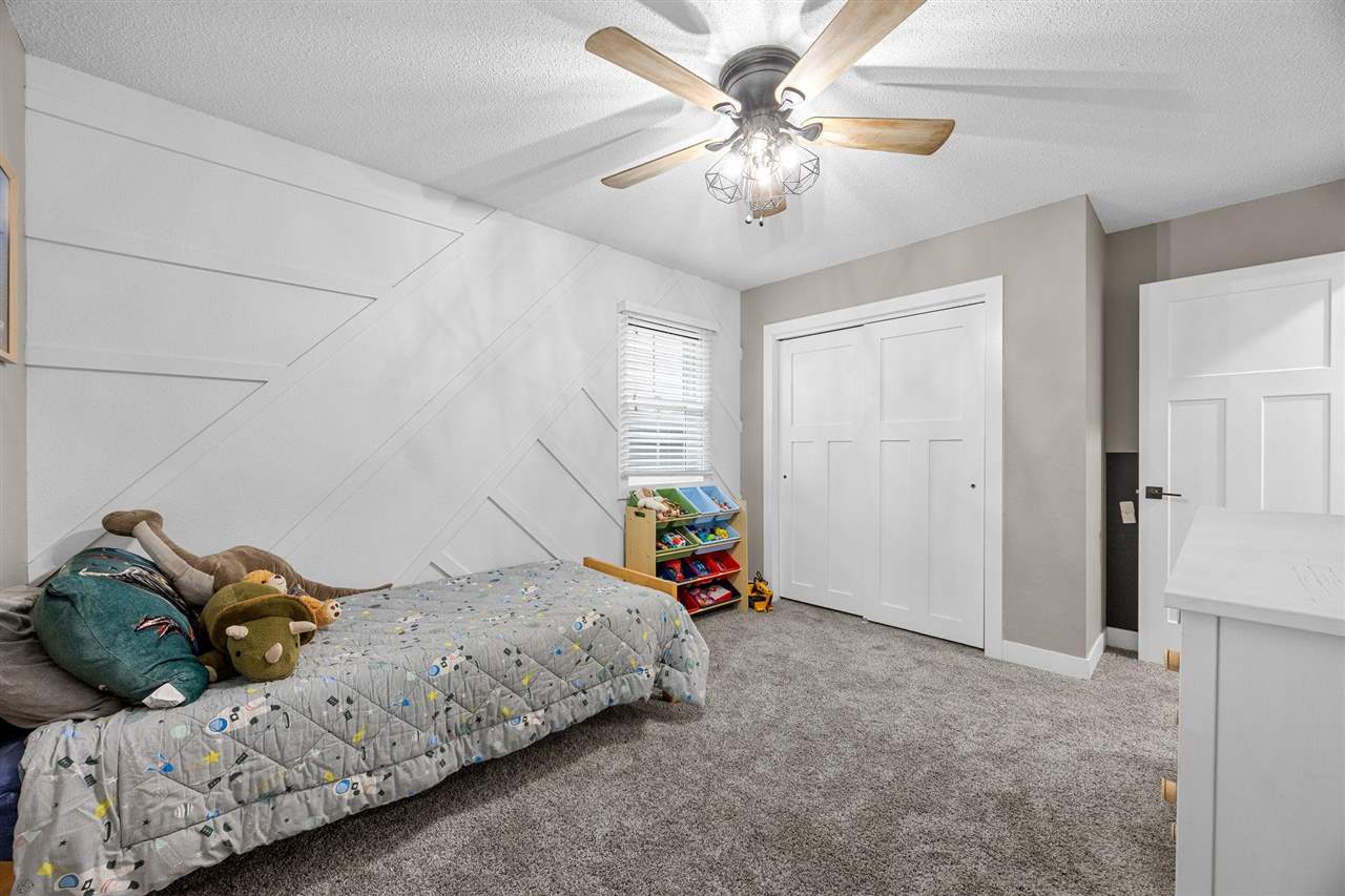 2400 Victoria Drive SW Cedar Rapids IA 52404