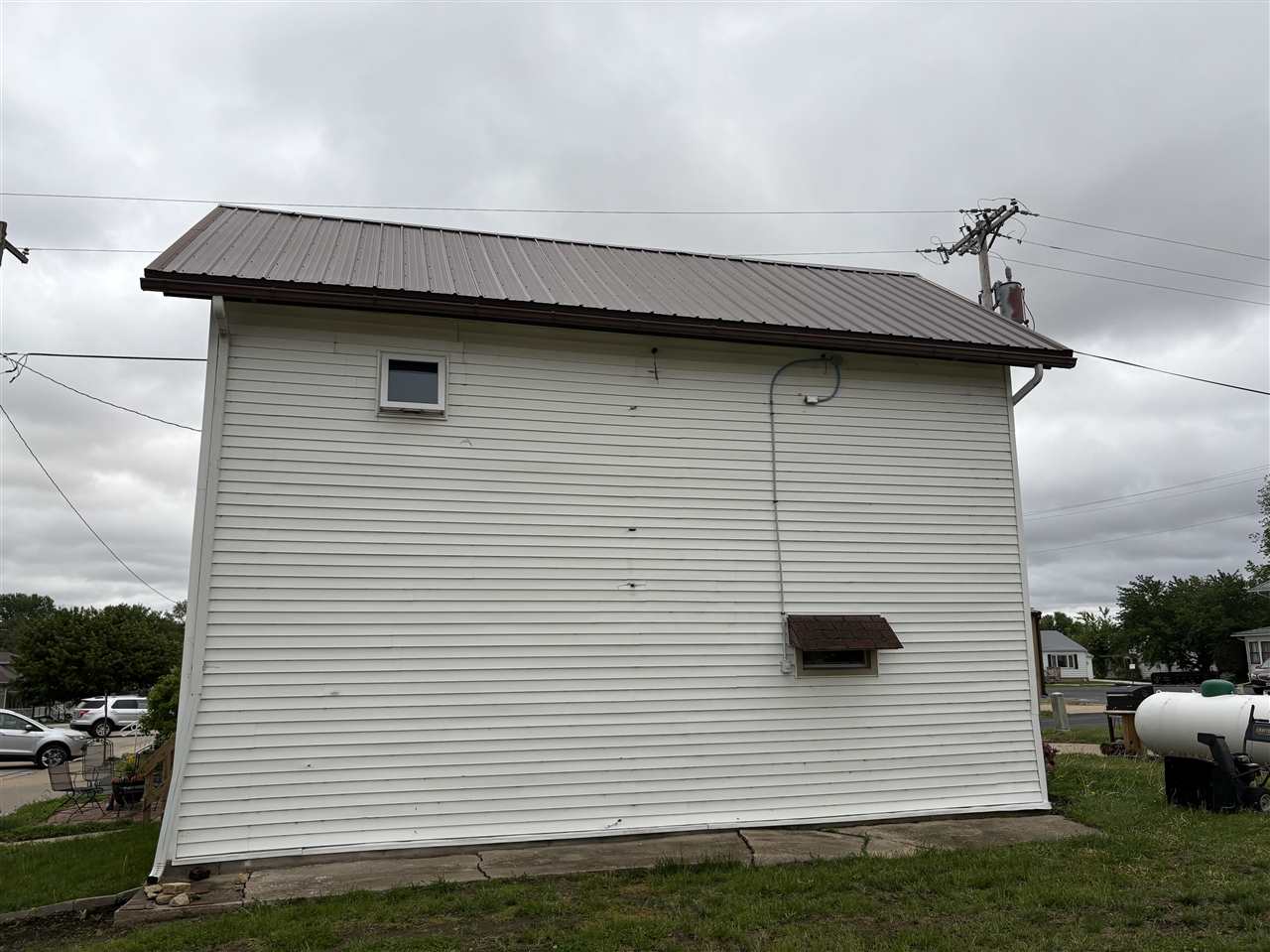 302 Long Avenue Lost Nation IA 52254