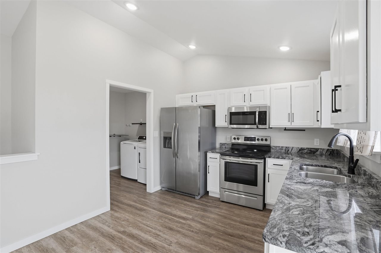 921 S 12th Avenue Washington IA 52353