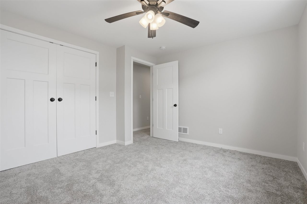921 S 12th Avenue Washington IA 52353