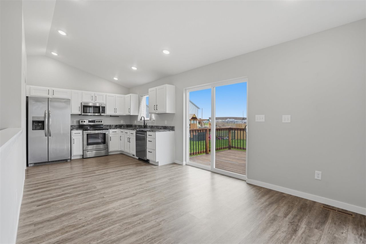 921 S 12th Avenue Washington IA 52353