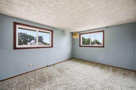 100 Rohrback Morley IA 52312
