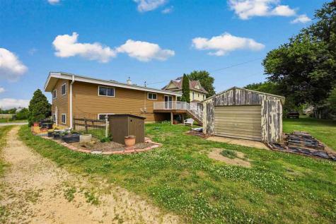 100 Rohrback Morley IA 52312