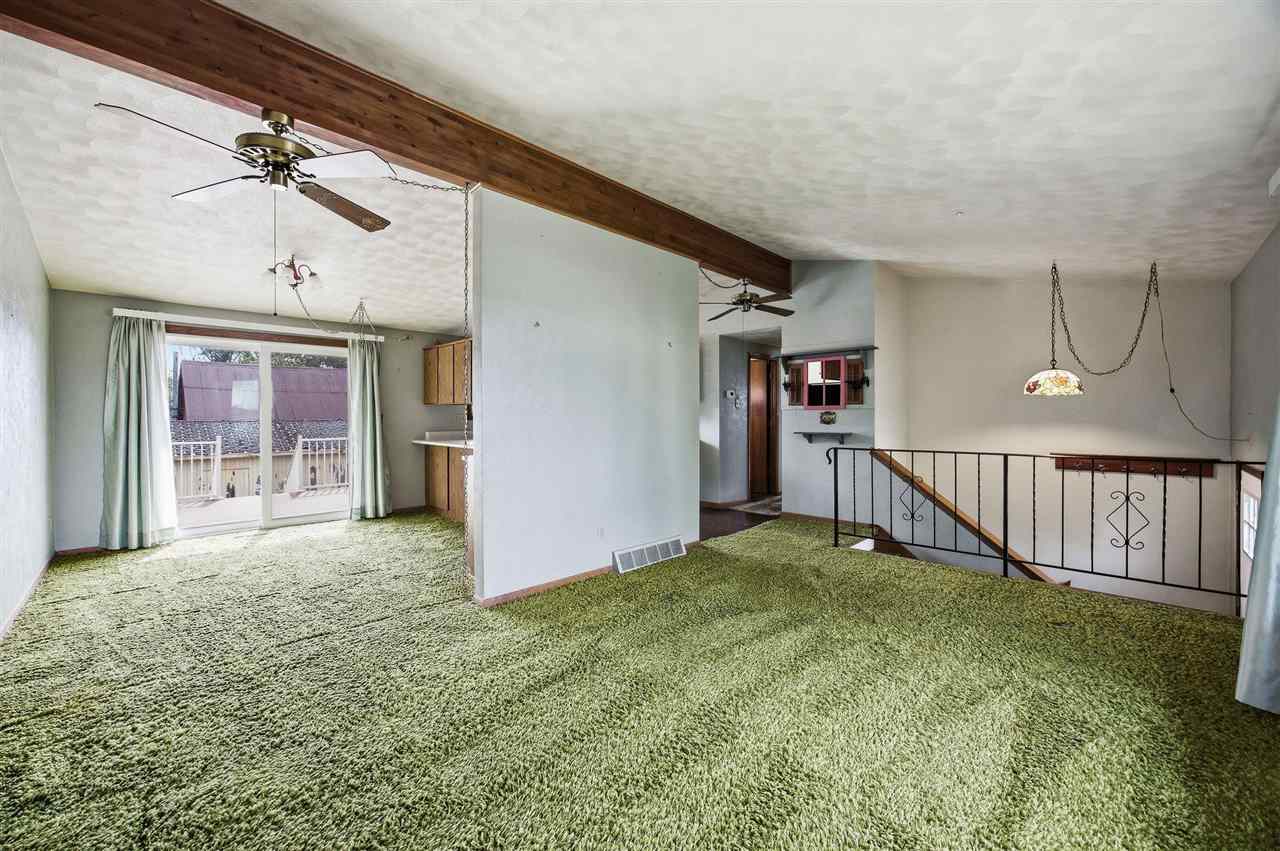 100 Rohrback Morley IA 52312