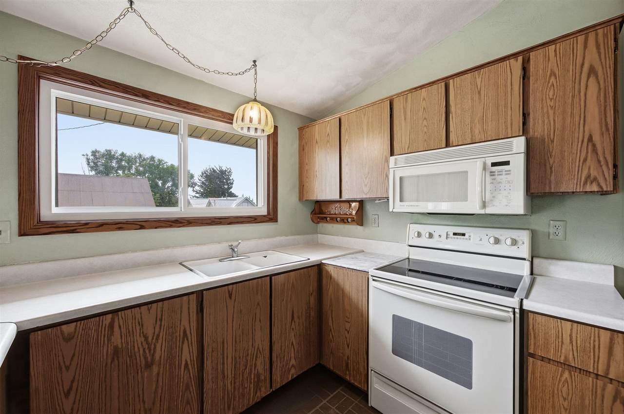 100 Rohrback Morley IA 52312