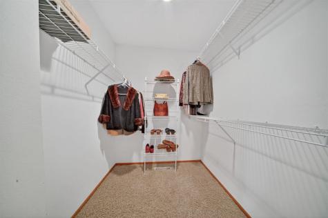 7 Phyliss Place Iowa City IA 52245