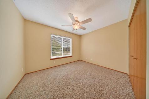 7 Phyliss Place Iowa City IA 52245