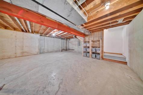 7 Phyliss Place Iowa City IA 52245