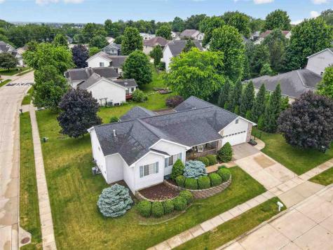 7 Phyliss Place Iowa City IA 52245