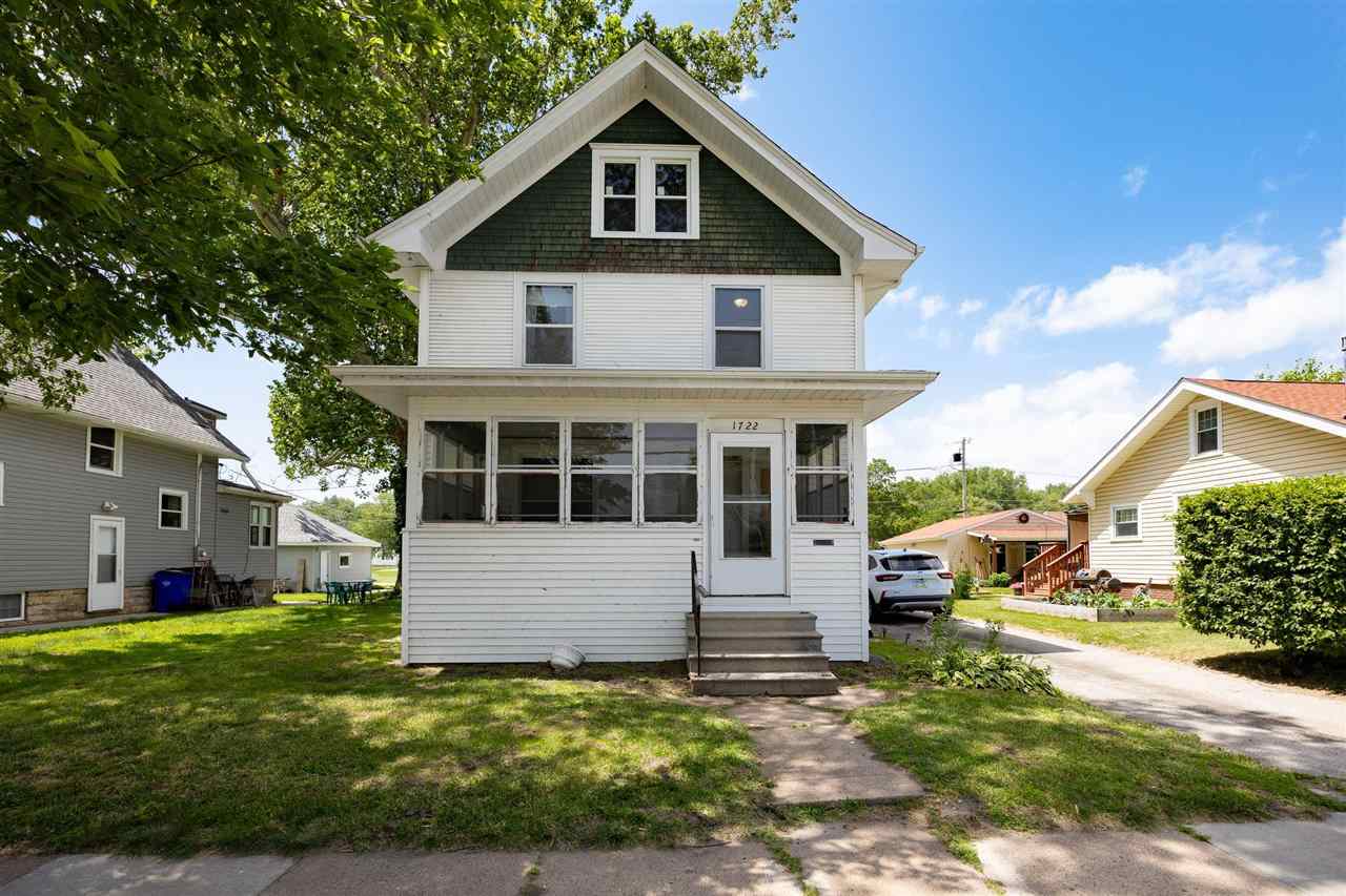 1722 Ellis Boulevard NW Cedar Rapids IA 52405
