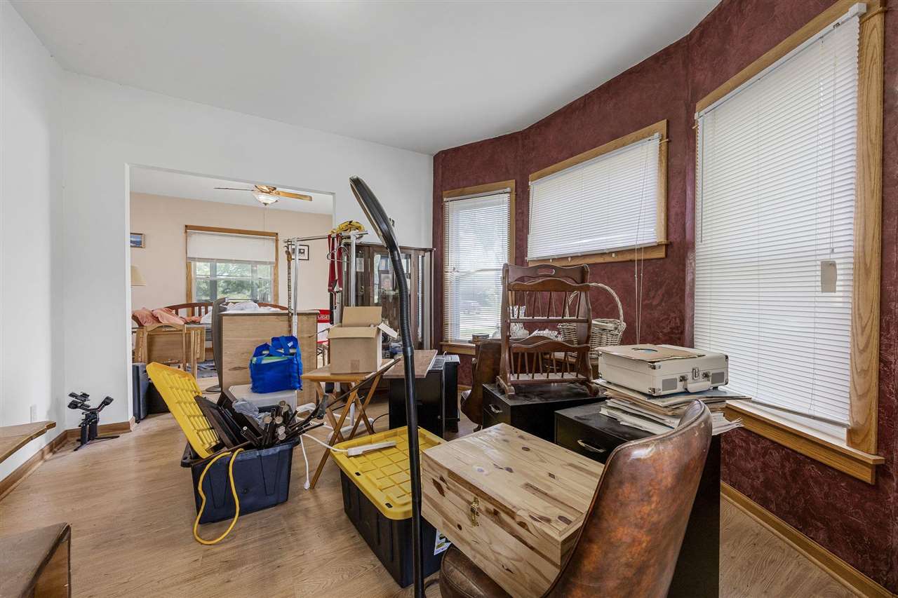 1722 Ellis Boulevard NW Cedar Rapids IA 52405