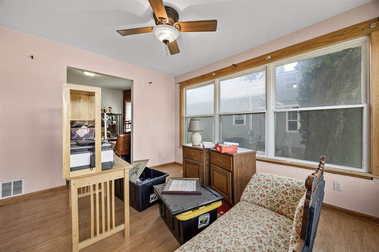 1722 Ellis Boulevard NW Cedar Rapids IA 52405