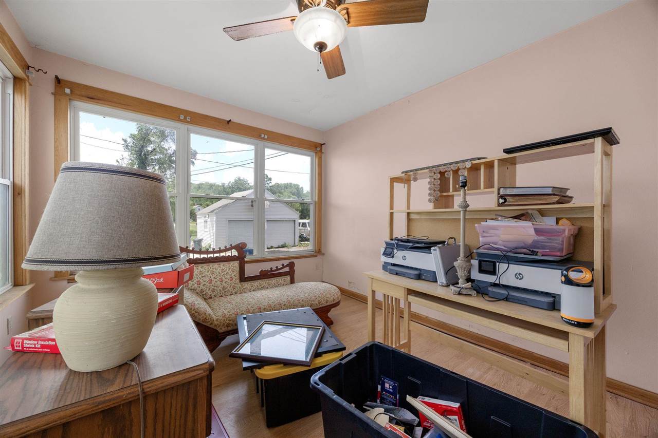 1722 Ellis Boulevard NW Cedar Rapids IA 52405