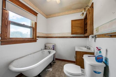 1722 Ellis Boulevard NW Cedar Rapids IA 52405