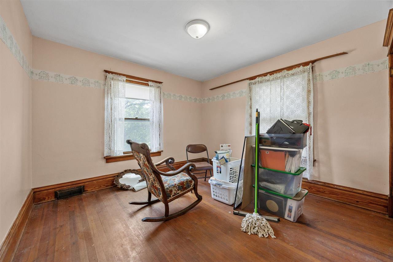 1722 Ellis Boulevard NW Cedar Rapids IA 52405