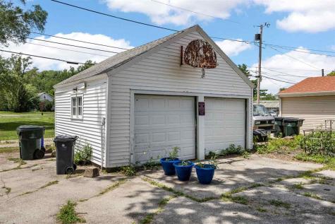 1722 Ellis Boulevard NW Cedar Rapids IA 52405