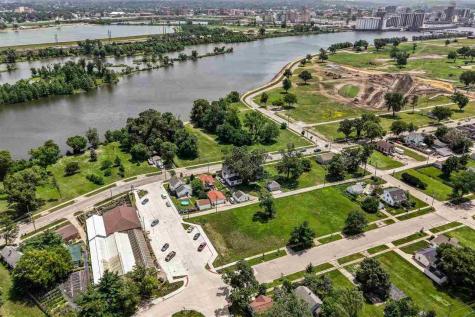 1722 Ellis Boulevard NW Cedar Rapids IA 52405