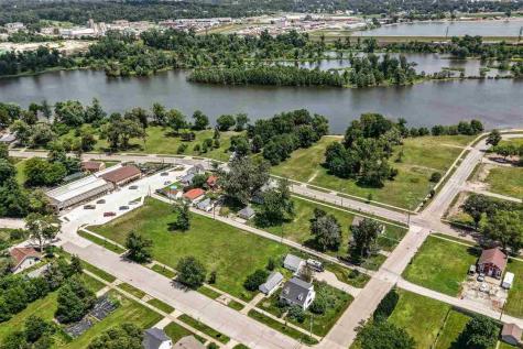 1722 Ellis Boulevard NW Cedar Rapids IA 52405