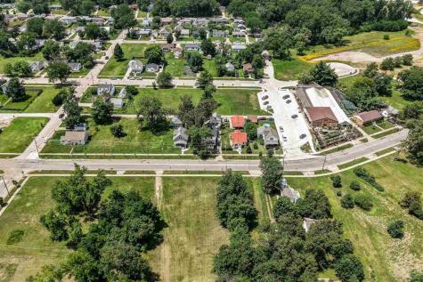 1722 Ellis Boulevard NW Cedar Rapids IA 52405
