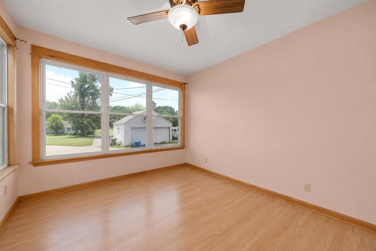 1722 Ellis Boulevard NW Cedar Rapids IA 52405
