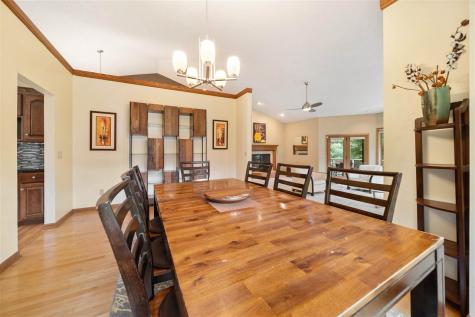 20 NE Eastview Place Iowa City IA 52240