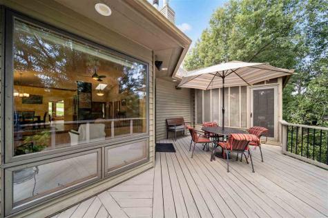 20 NE Eastview Place Iowa City IA 52240