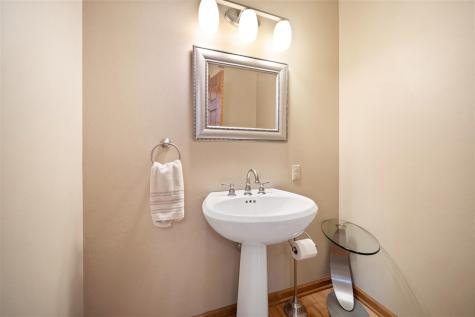20 NE Eastview Place Iowa City IA 52240