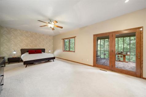 20 NE Eastview Place Iowa City IA 52240