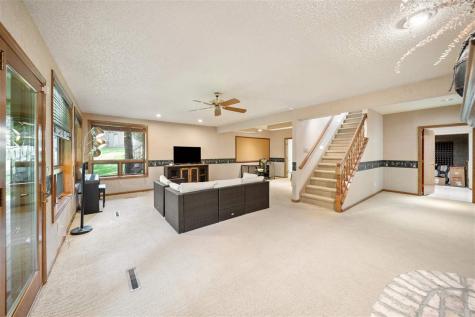 20 NE Eastview Place Iowa City IA 52240