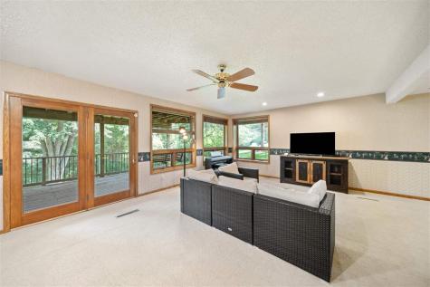 20 NE Eastview Place Iowa City IA 52240