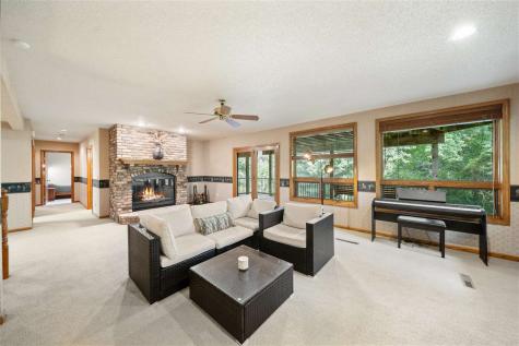20 NE Eastview Place Iowa City IA 52240