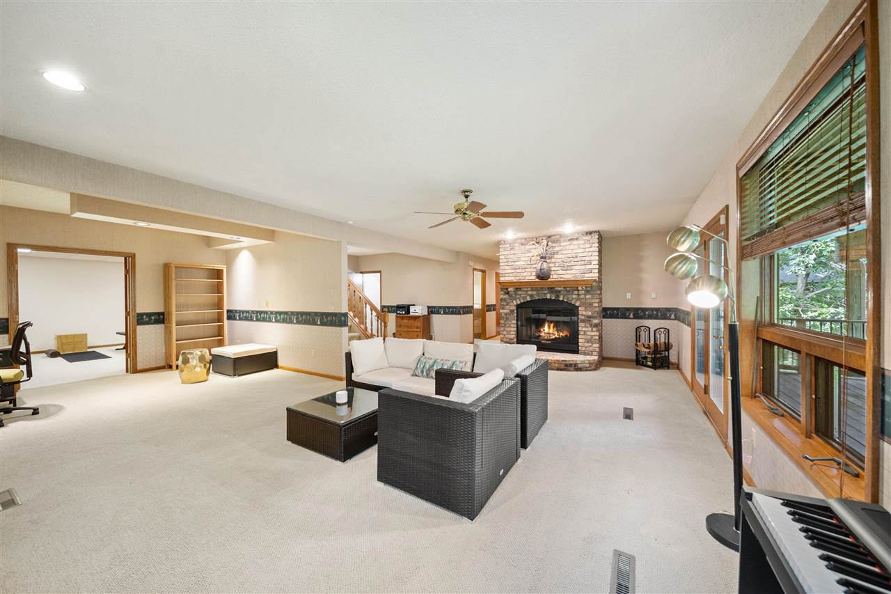 20 NE Eastview Place Iowa City IA 52240