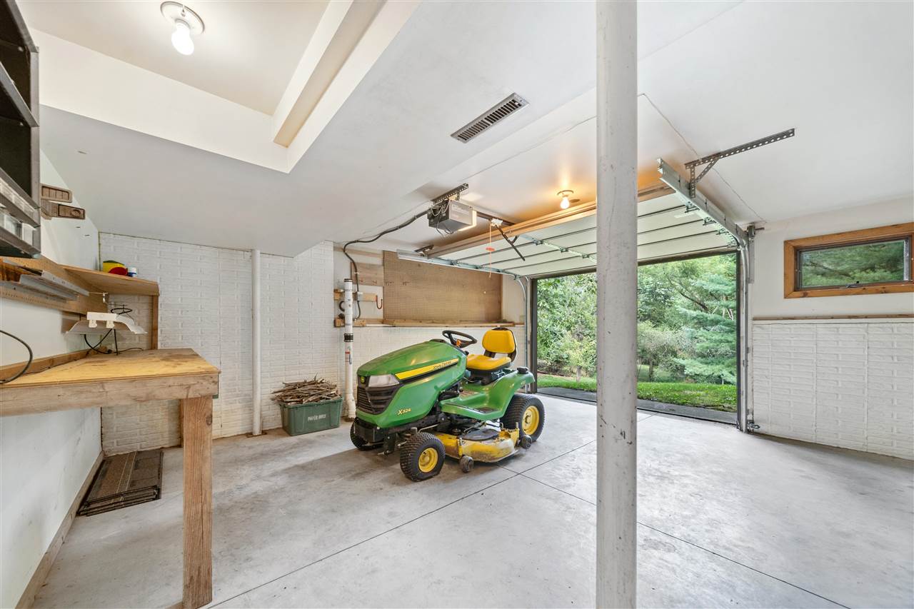 20 NE Eastview Place Iowa City IA 52240