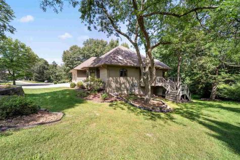 20 NE Eastview Place Iowa City IA 52240