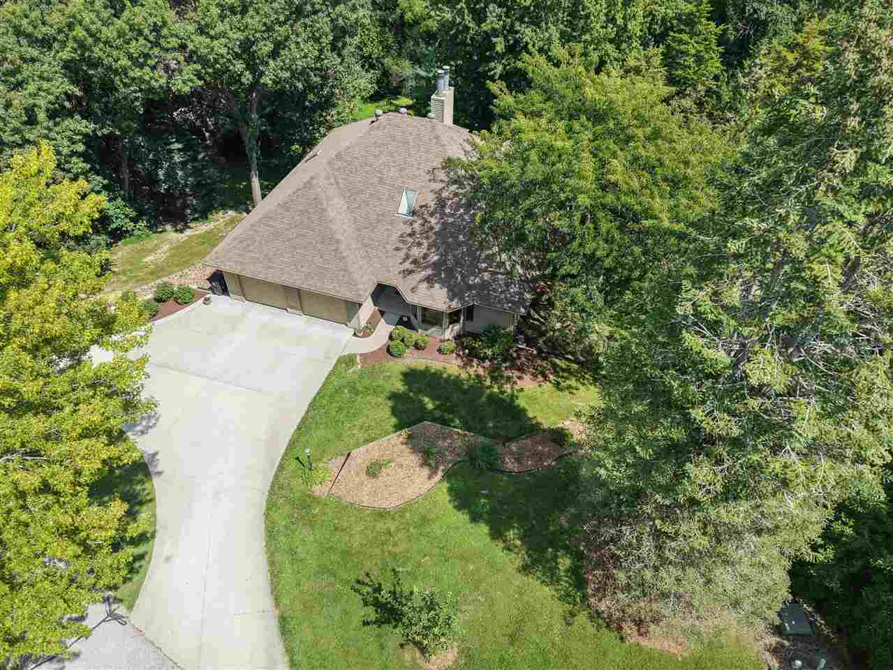 20 NE Eastview Place Iowa City IA 52240