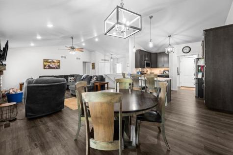216 Parkview Drive Tipton IA 52772