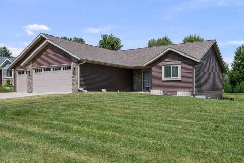 216 Parkview Drive Tipton IA 52772