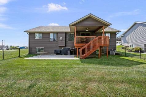 216 Parkview Drive Tipton IA 52772