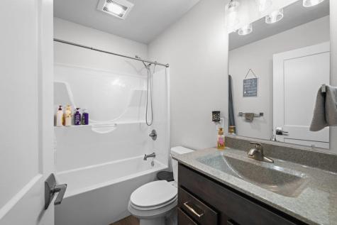 216 Parkview Drive Tipton IA 52772
