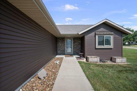 216 Parkview Drive Tipton IA 52772