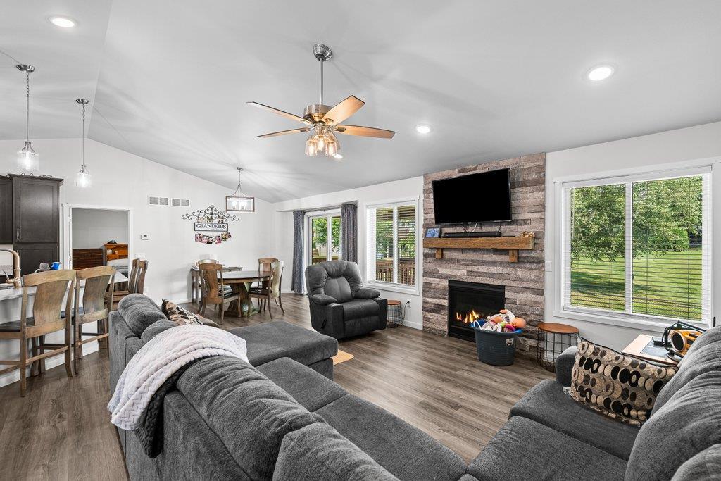 216 Parkview Drive Tipton IA 52772