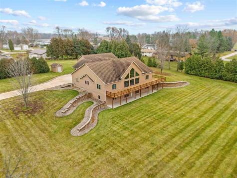 101 E 13th Street IA 50674